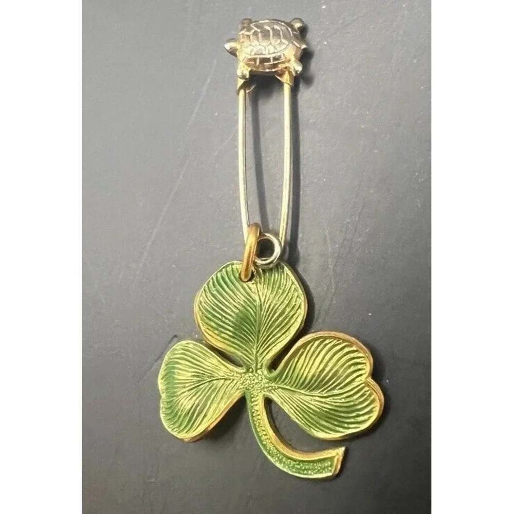 3 Leaf Clover & Turtle Brooch Pin Irish St Patrick Patty's Day Green & Gold Tone